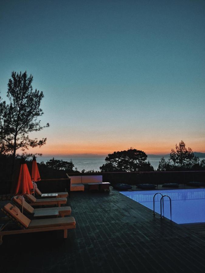 Rocas Roja Beach Hotel 파랄리아 외부 사진
