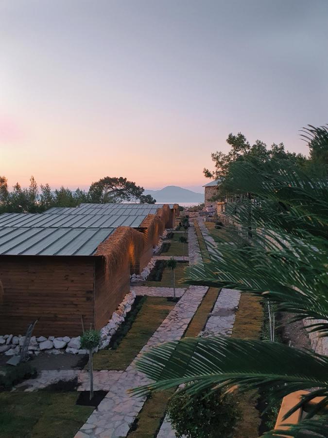Rocas Roja Beach Hotel 파랄리아 외부 사진